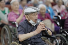 25(목)🎵실버예술단 초청공연/ 전남밀알복지재단 밀알사랑노인요양원(여수요양원,여수요양병원) - 요양원 소식 - 밀알사랑노인요양원... 