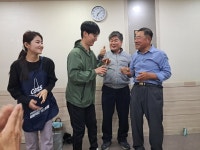 2024.05.07 18:00 화요일 우두농악보존회 쌍용회관 회식 - 내부행사... 보존회(사) 2024.05.07 18:00 화요일 우두농악보존회 쌍용회관 회식
