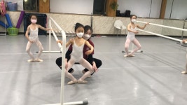 초등 영재반 수업중~ - 그랑부 (초등부) - 부산지젤무용학원 초등 영재반 수업중~