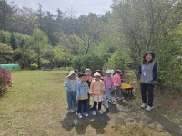 4/16 (목) 맹산생태학습원 다녀왔습니다! 😊 - 유아2학년 사랑반/기쁨1반 - 성마르코유치원 4/16 (목) 맹산생태학습원 다녀왔습니다! 😊