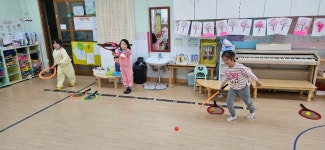 3월 27일 동요배우기, 특별활동, 실내배드민턴 - ★기쁨가득 참사랑반★ - 고신대학교부설어린이집 3월 27일 동요배우기, 특별활동, 실내배드민턴
