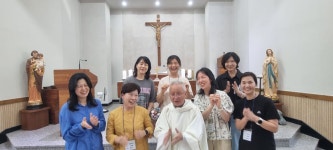 - 피정 - 문경 엠마오 기쁨 피정의 집 믿음 사랑 순례 축복 치유 감사 거룩한 미사 피정! 벗 575 기 (2025.7,10-11). 제대회 576 기(7,11... 