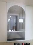 [영천] 문외LH센트럴타운 아파트 이원 현관중문의 화이트 아치... [영천] 문외LH센트럴타운 아파트 이원 현관중문의 화이트 아치 원슬라이딩 중문... 