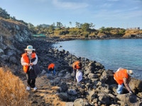12월 연합 플로깅 - 교육 및 자원봉사활동 - 서귀포시여자중장기청소년쉼터온누리 12월 연합 플로깅