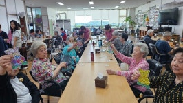 미술치료 - 더조은 어르신들의 이야기 - 더조은주야간보호센터 미술치료