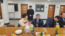 12.28. 예수, 마리아, 요셉의 성가정 축일(금혼식) #06 - 본당 앨범 - 부송동성당 2025.12.28. 예수, 마리아, 요셉의 성가정 축일(금혼식) #06