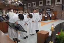 주님 성탄 밤미사 - 2022년 행사사진 - 천주교대구대교구 대명성당 주님 성탄 밤미사