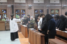 성탄 밤미사 - 2024년 행사사진 - 천주교대구대교구 대명성당 성탄 밤미사