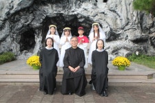 어린이 첫영성체 교리반 사진 촬영 - 2024년 행사사진 - 천주교대구대교구 대명성당 어린이 첫영성체 교리반 사진 촬영