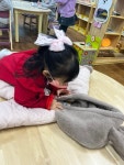 🧥스스로 외투를 정리해요!🧥 - 생활 엿보기 - 예린유치원 🧥스스로 외투를 정리해요!🧥