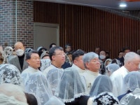 4월6일(목)성유축성미사(중앙주교좌성당)오전10시30분 - 본당 이미지... 광양성당 4월6일(목)성유축성미사(중앙주교좌성당)오전10시30분