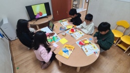 4색종이, 하나의 꿈 종이접기 프로그램 25.03.19 - 7.특화프로그램 - 사단법인함께꿈을그리다 진영지역아동센터 4색종이, 하나의 꿈... 