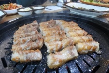 쩝쩝박사들만 알고있는 삼겹살과의 최고의 궁합 - 유쾌방 - 엽기 혹은 진실 (세상 모든 즐거움이 모이는 곳) 쩝쩝박사들만 알고있는 삼겹살과의... 