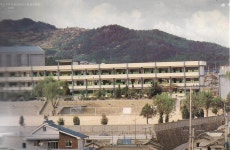1991년 - 2021년 모교 전경의 변화 - 학교 역사의 증언 - 묵호중학교총동창회 1991년 - 2021년 모교 전경의 변화