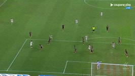 강현무에게 막힌 강원 공격 - ★ ··· 국내토크방 - 樂soccer 강현무에게 막힌 강원 공격