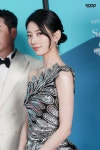 사복입고 백상예술대상 MC 리허설하는 수지 - 웃긴자료 ‥‥‥‥‥、 - 도탁스 (DOTAX) 사복입고 백상예술대상 MC 리허설하는 수지
