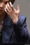 남자 손은 두가지 취향으로 나뉨 섬섬옥수vs핏줄 빡 - 🚀 이슈늬우스 - 방석 위로 모여라 남자 손은 두가지 취향으로 나뉨 섬섬옥수vs핏줄 빡