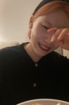 비조리 생태찌개가 와버린 엄지 - 🚀 이슈늬우스 - 방석 위로 모여라 비조리 생태찌개가 와버린 엄지