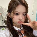 윤아 사진 나눔해요오 - * …─　　친목수다 ─… * - NMIXX (엔믹스) 대표 팬카페 윤아 사진 나눔해요오