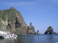 (石島)ㅡ높이: 동도 98.6m, 서도168 - 서울 산이조아 산행일기 - 서울... 우산도(于山島), ㅡ가지도 (可支島), 석도(石島)ㅡ높이: 동도 98.6m, 서도168