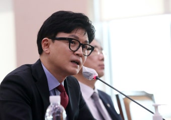 국민 절반 이상 