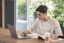 밥 먹고 나면 꼭 하는 ‘이 행동’… 건강엔 최악 - ▦▶생활지혜정보 - 토지사랑모임카페 밥 먹고 나면 꼭 하는 ‘이 행동’… 건강엔 최악
