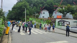 DMZ 평화의길 20코스 청정아리풍차펜션~명월2리 정류장... 후기방 - 거인산악회. DMZ 평화의길 20코스 청정아리풍차펜션~명월2리 정류장