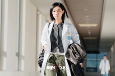 SBS 공식계정에 닥터X 첫스틸 공식사진이 똭 - 사진/영상 - 배우 김지원(KIM JIWON) 공식 팬카페 SBS 공식계정에 닥터X 첫스틸 공식사진이 똭