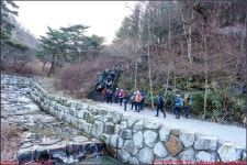 260118_6번째_남원 바래봉_전북학생수련원 백두대간생태교육장 산덕임도 부운치 팔랑치 바래봉 허브밸리 용산마을_첨단산악회 - 2026년 산행... 