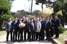 개교 50주년 기념식 단체사진 - ∥………동문 / 사진방 - 천안상업고등학교총동문회 개교 50주년 기념식 단체사진