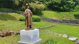 대전교구 3번째 진산ㆍ부여지석리 산막골 합덕 청양다락골 새터성지... 진산ㆍ부여지석리 산막골 합덕 청양다락골 새터성지 수리치골 성거산