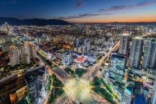 한국에서 제일 큰 사거리, 대구 범어네거리 - 악플달면 쩌리쩌려버려 - ＊여성시대＊ 차분한 20대들의 알흠다운 공간 한국에서 제일 큰 사거리... 
