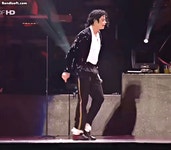 인류 역사상 최고의 슈퍼스타 마이클잭슨의 문워크 - 엽기사진실 - 이종격투기 인류 역사상 최고의 슈퍼스타 마이클잭슨의 문워크