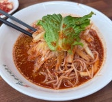 비빔국수 vs 잔치국수 - 엽기사진실 - 이종격투기 비빔국수 vs 잔치국수