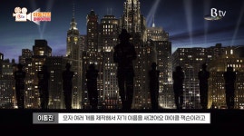 만지는것도 조심스럽게 하는 이동진 평론가의 소장품.jpg - 엽기사진실 - 이종격투기 만지는것도 조심스럽게 하는 이동진 평론가의 소장품.jpg