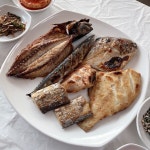 할머니가 해 준 생선구이 맛 비결 - 엽기사진실 - 이종격투기 할머니가 해 준 생선구이 맛 비결