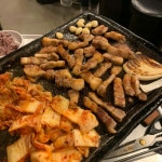 서울 마포구 신김치생삼겹살.jpg - 엽기사진실 - 이종격투기 서울 마포구 신김치생삼겹살.jpg
