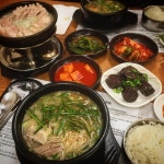 LA에 있는 돼지국밥집.jpg - 엽기사진실 - 이종격투기 LA에 있는 돼지국밥집.jpg