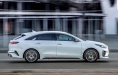 기아 프로씨드 - 엽기사진실 - 이종격투기 기아 프로씨드