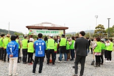 지구의 날 행사 나무 심기.1 - 2022년 활동 사진 - 환경대학에서 만난 사람들 지구의 날 행사 나무 심기.1