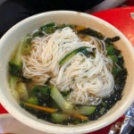 포차 잔치국수 jpg. - 악플달면 쩌리쩌려버려 - ＊여성시대＊ 차분한 20대들의 알흠다운 공간 포차 잔치국수 jpg.