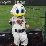 롯데 자이언츠 마스코트 누리가 한화이글스 마스코트 수리 생파에 올... 마스코트 누리가 한화이글스 마스코트 수리 생파에 올 확률이 높은 이유