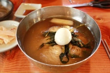 치킨+냉면으로 유명한 전주 메밀방앗간.jpg - 웃긴자료 ‥‥‥‥‥、 - 도탁스 (DOTAX) 치킨+냉면으로 유명한 전주 메밀방앗간.jpg