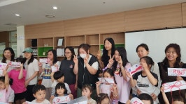 우리동네 작은도서관(기다림을 배우다) - 신화샘의 교육연극 - 신중년 극단 시나브로 우리동네 작은도서관(기다림을 배우다)