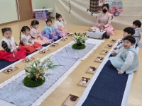 2월 1주 - 푸른하늘 1,2반 다도체험 - 푸른하늘반이야기 - 향촌하늘숲어린이집 2월 1주 - 푸른하늘 1,2반 다도체험