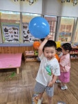 6월 3주 - 풍선놀이 - 푸른하늘반이야기 - 향촌하늘숲어린이집 6월 3주 - 풍선놀이