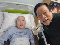 다른 요양원과 완전히 다른 것은 바로 이것입니다!!! - 효벤트 요양원 - 박진하 효벤트가 다른 요양원과 완전히 다른 것은 바로 이것입니다!!!