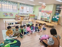 사랑스런 은방울♡ - 👉은방울반(만2세) - 육영 숲 어린이집 사랑스런 은방울♡