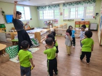 행복한 은방울~2 - 👉은방울반(만2세) - 육영 숲 어린이집 행복한 은방울~2