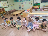 행복한 은방울~2 - 👉은방울반(만2세) - 육영 숲 어린이집 행복한 은방울~2